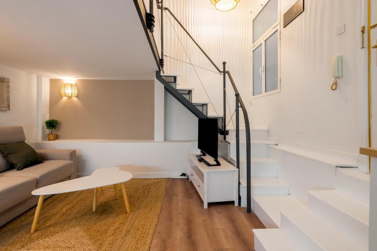 1 Bedroom 1 Bathroom Furnished - Lavapies - Duplex Madrid Eksteriør bilde