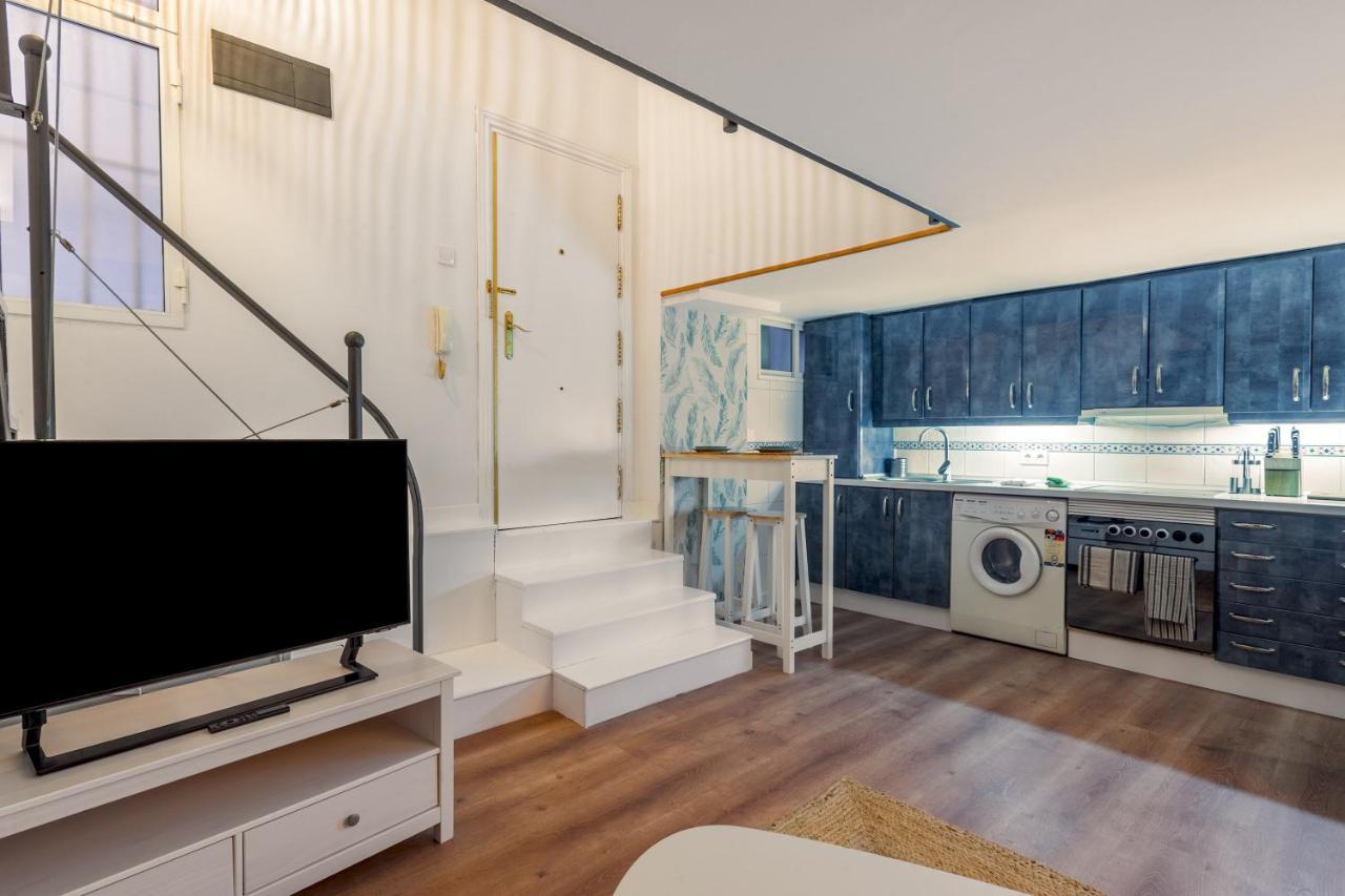 1 Bedroom 1 Bathroom Furnished - Lavapies - Duplex Madrid Eksteriør bilde