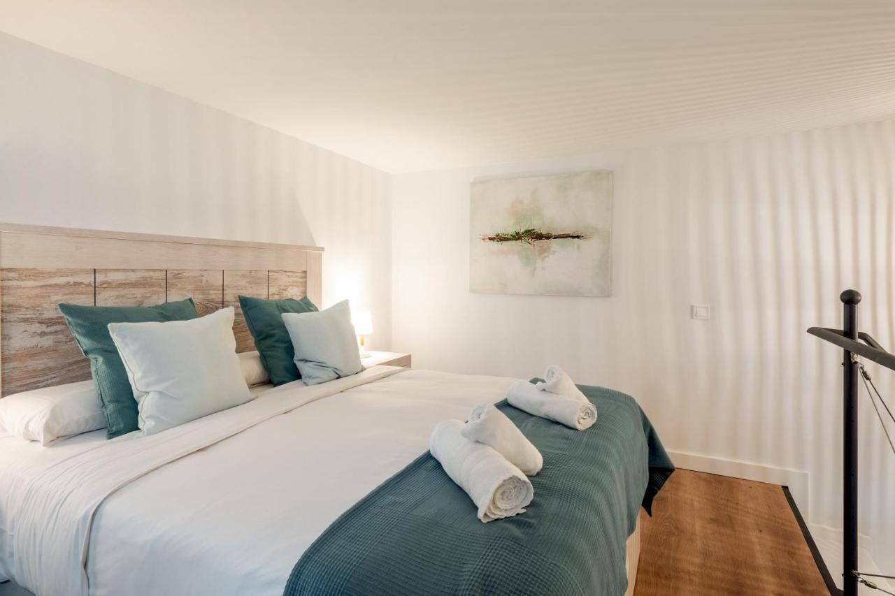 1 Bedroom 1 Bathroom Furnished - Lavapies - Duplex Madrid Eksteriør bilde